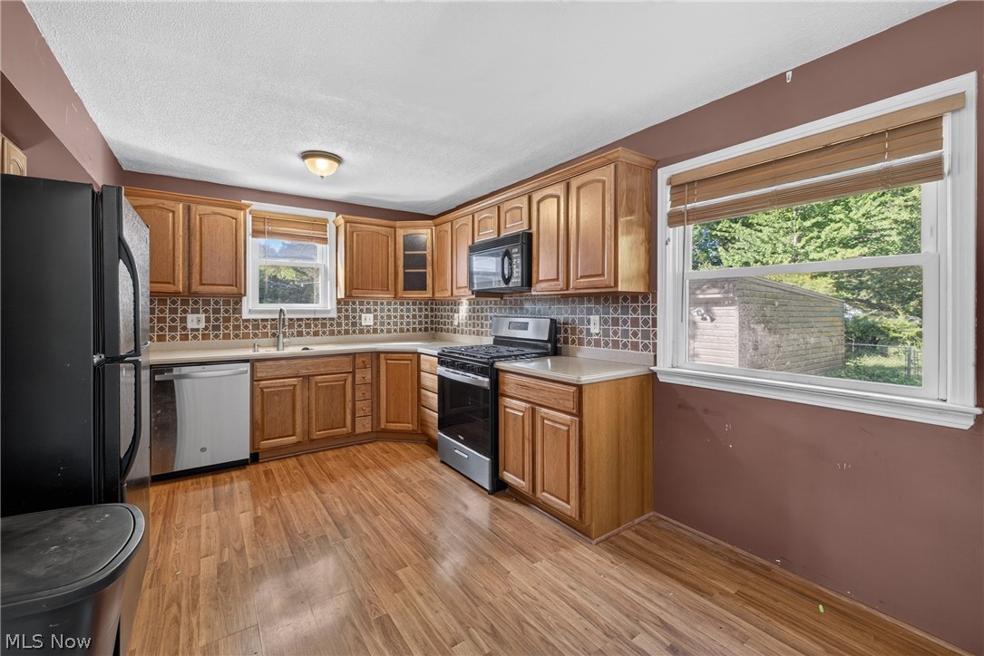 1128 Irene Road Lyndhurst, OH 44124 - Photo 11 of 25 Gallery Image 11