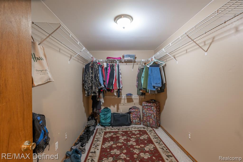 6605 Dunn Road Howell, MI 48855 - Photo 30 of 38 Gallery Image 30