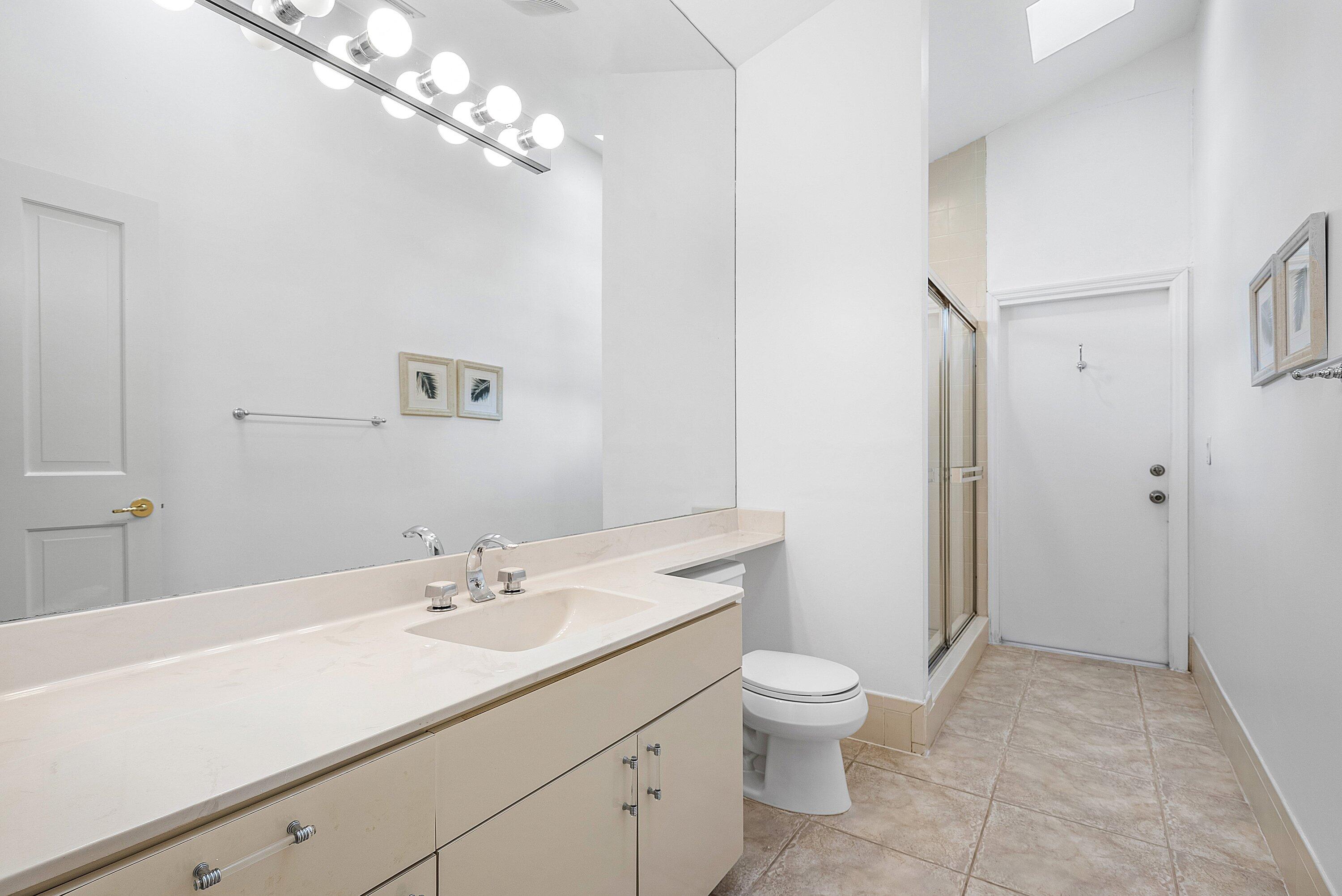 4879 Bocaire Boulevard Boca Raton, FL 33487 - Photo 43 of 64 048-4879BocaireBoulevard-BocaRaton-FL-33