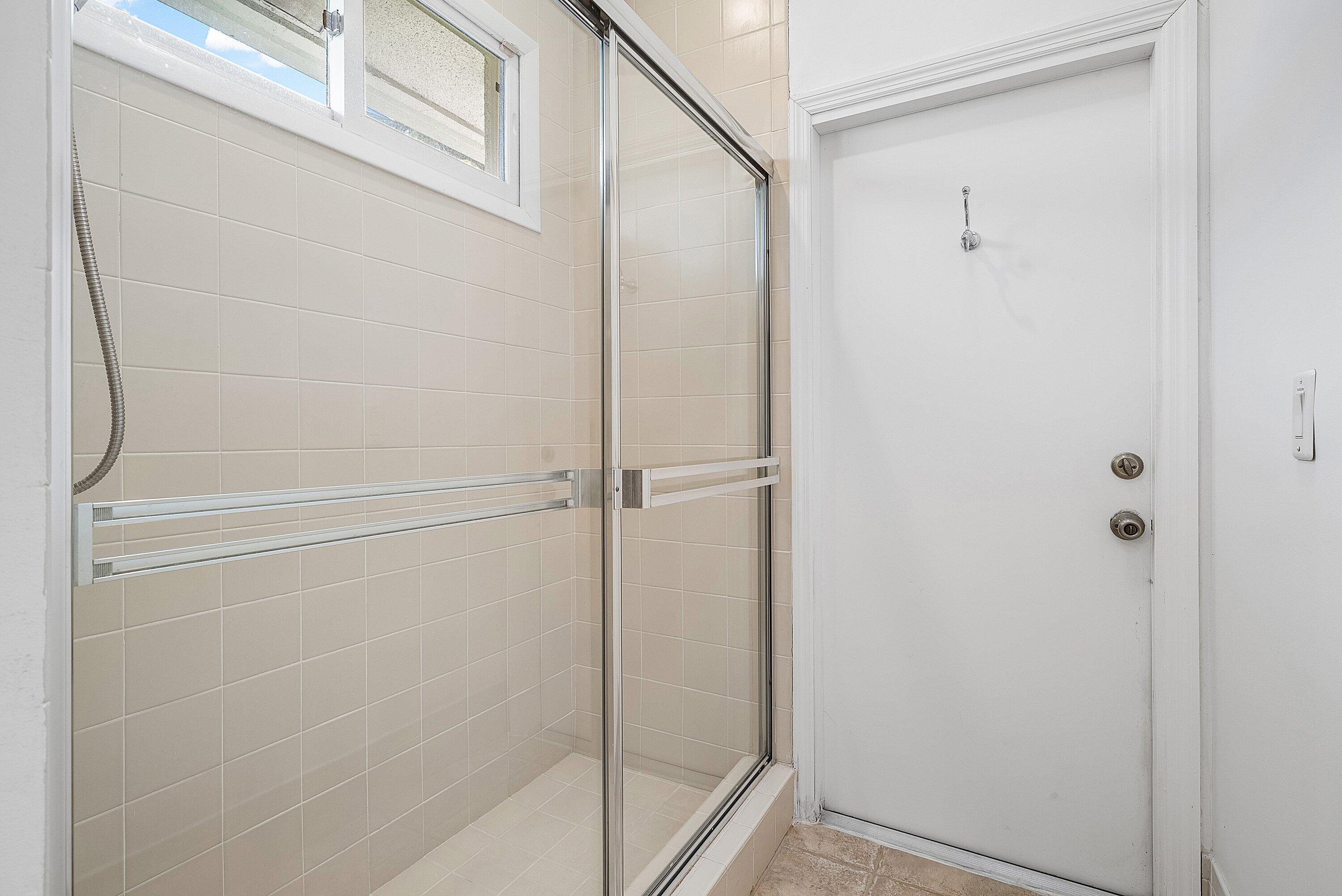 4879 Bocaire Boulevard Boca Raton, FL 33487 - Photo 44 of 64 049-4879BocaireBoulevard-BocaRaton-FL-33