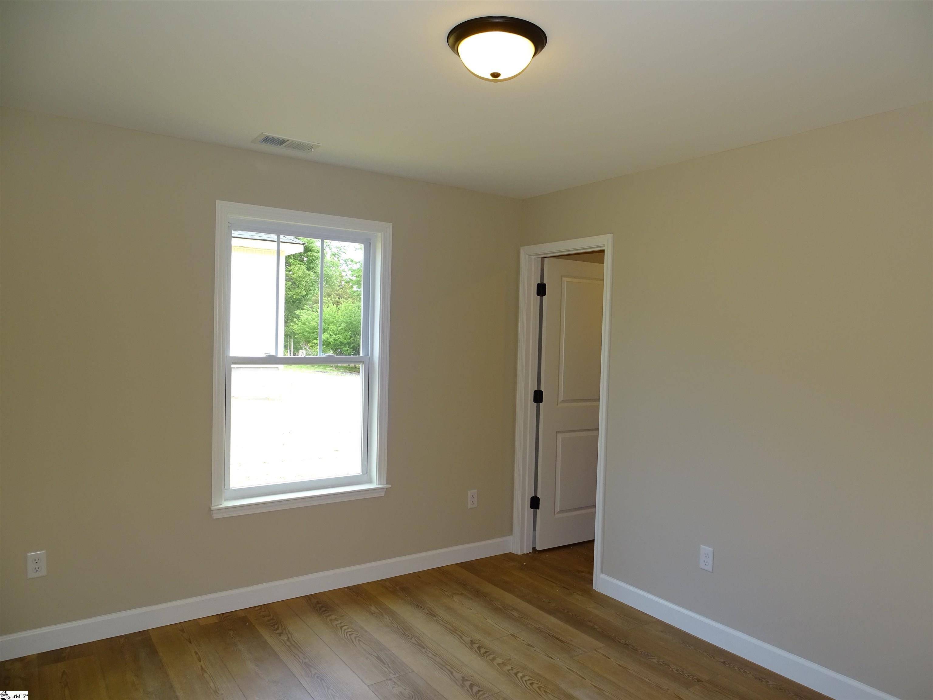 242-246 Brewton Road Spartanburg, SC 29301 - Photo 12 of 36