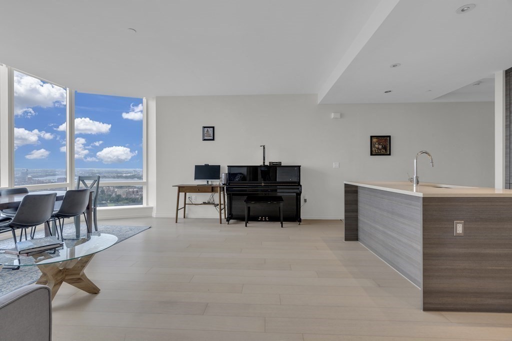 1 Franklin Street, Unit 3212 Boston, MA 02110 - Photo 5 of 27