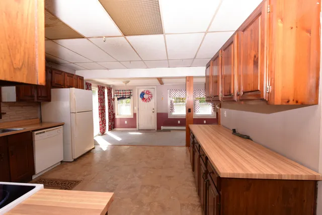 $300,000 | 301 Redstone Street, Conway, NH 03813