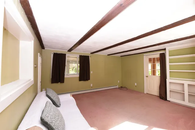 $300,000 | 301 Redstone Street, Conway, NH 03813