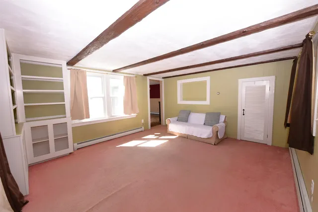 $300,000 | 301 Redstone Street, Conway, NH 03813