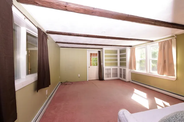 $300,000 | 301 Redstone Street, Conway, NH 03813