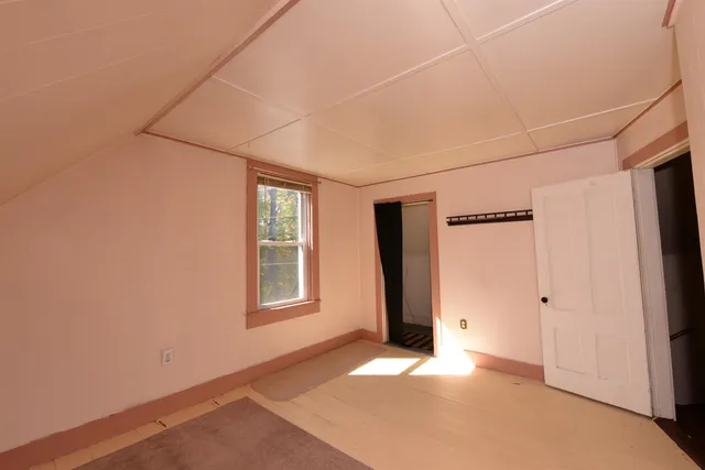 $300,000 | 301 Redstone Street, Conway, NH 03813