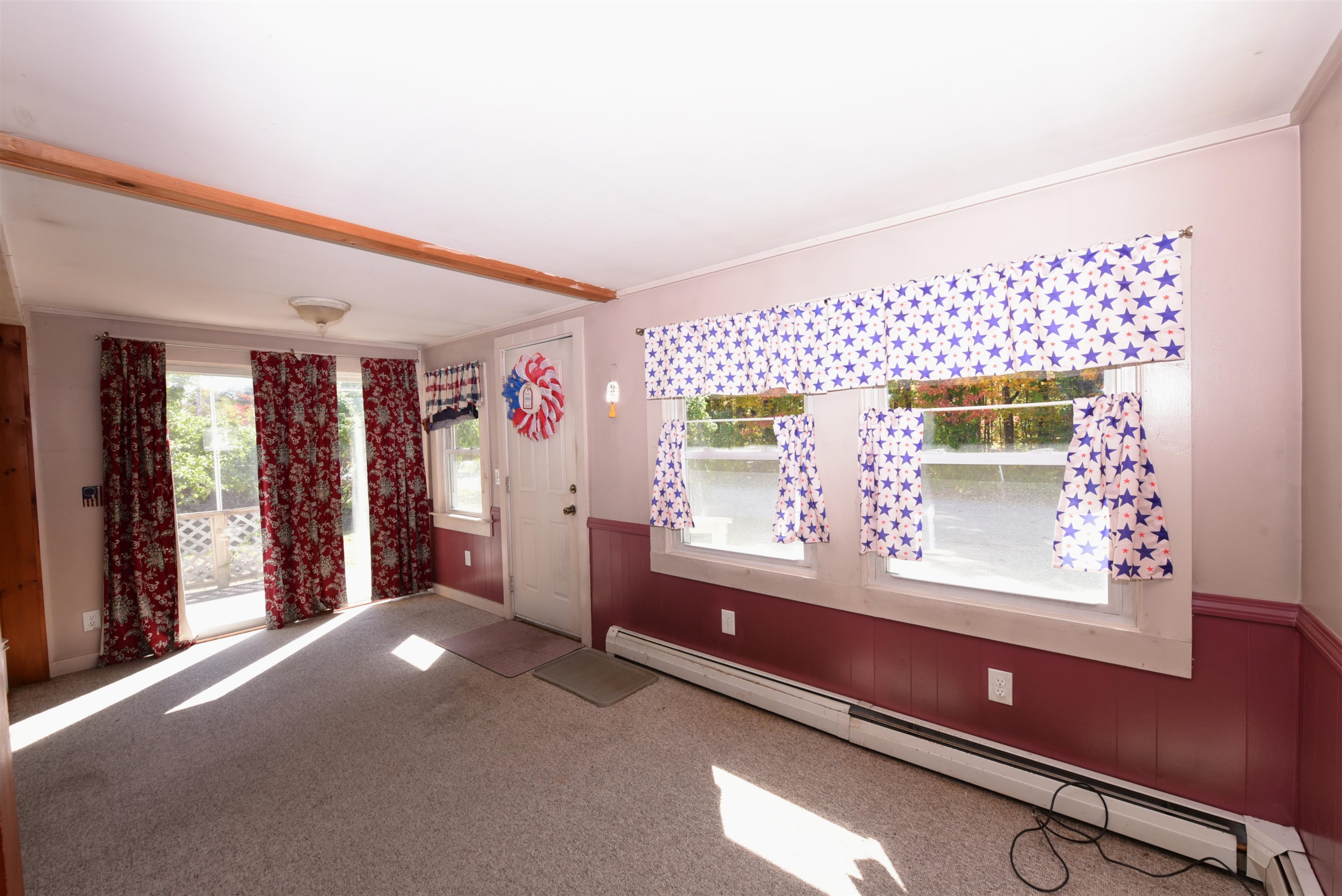 301 Redstone Street Conway, NH 03813 - Photo 7 of 60