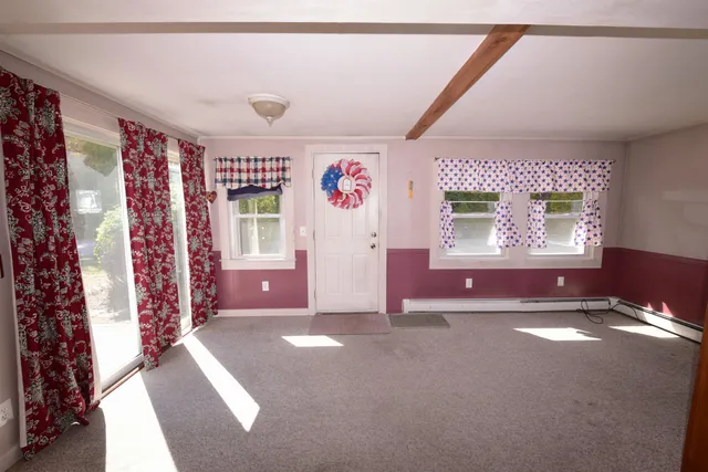 $300,000 | 301 Redstone Street, Conway, NH 03813