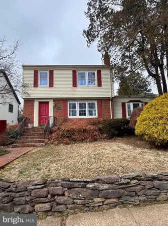 $1,400,000 | 5537 10th Street North, Arlington, VA 22205