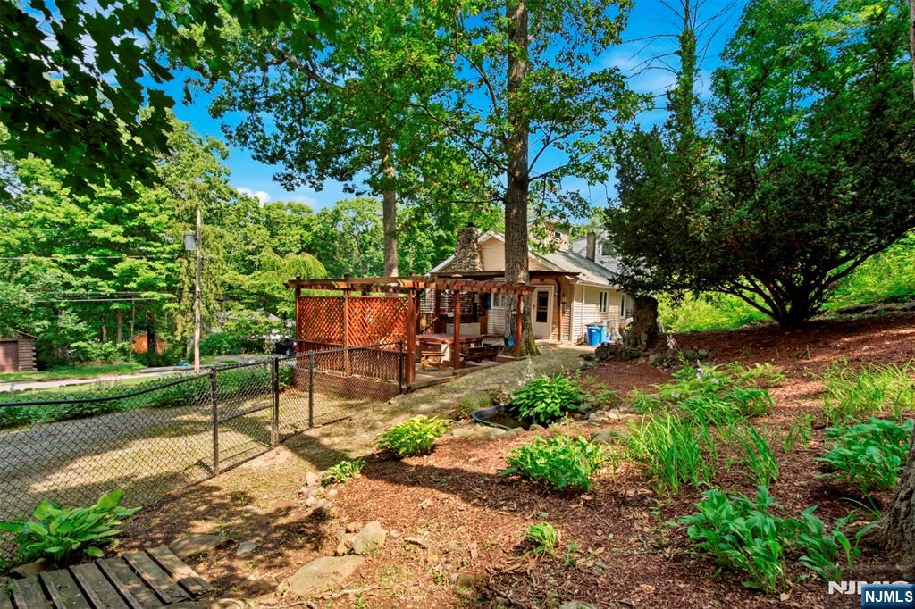 24 Hillside Road Ringwood, NJ 07456 - Photo 21 of 25