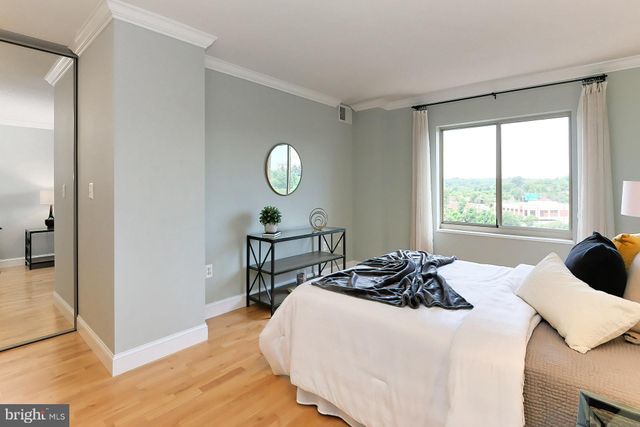 $585,000 | 2151 Jamieson Avenue, Unit 1001, Alexandria, VA 22314