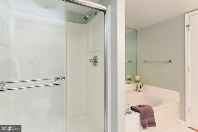 $585,000 | 2151 Jamieson Avenue, Unit 1001, Alexandria, VA 22314