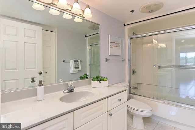 $585,000 | 2151 Jamieson Avenue, Unit 1001, Alexandria, VA 22314