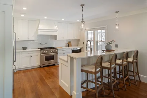 $5,500,000 | 35 Willard Street, Cambridge, MA 02138