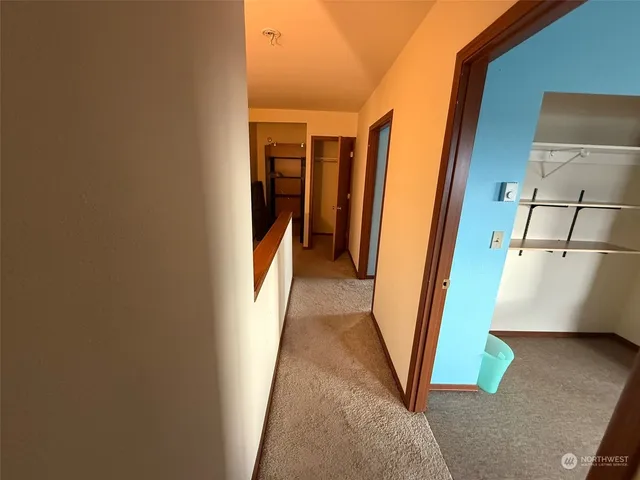 $1,275,000 | 323 North 105th Street, Seattle, WA 98133