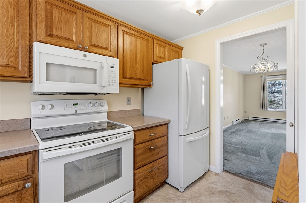 575 Bridge Road, Unit 113 Northampton, MA 01062 - Photo 13 of 40