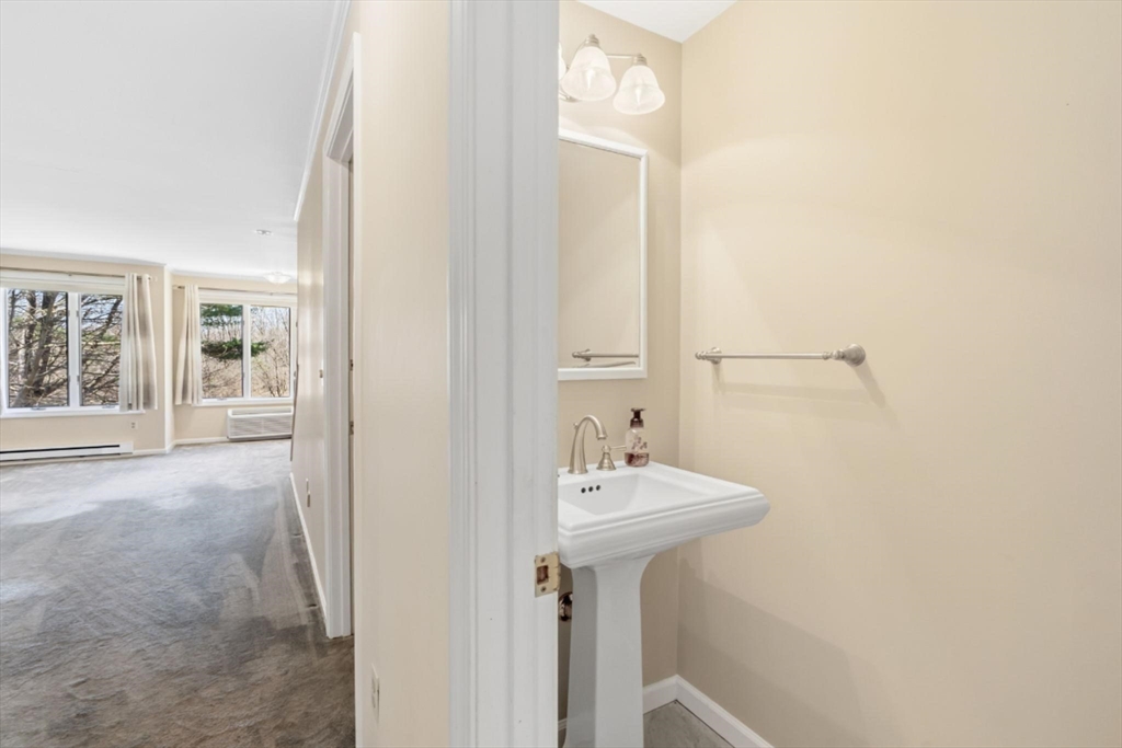 575 Bridge Road, Unit 113 Northampton, MA 01062 - Photo 17 of 40