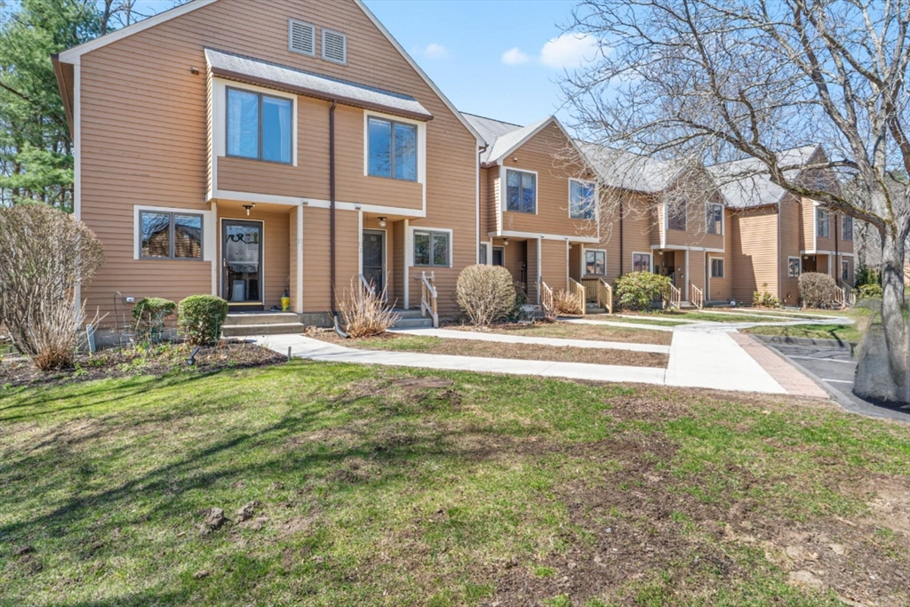 575 Bridge Road, Unit 113 Northampton, MA 01062 - Photo 2 of 40