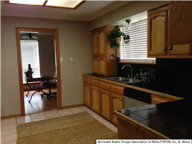 5145 Charing Way Avenue Baton Rouge, LA 70817 - Photo 4 of 18 Gallery Image 4