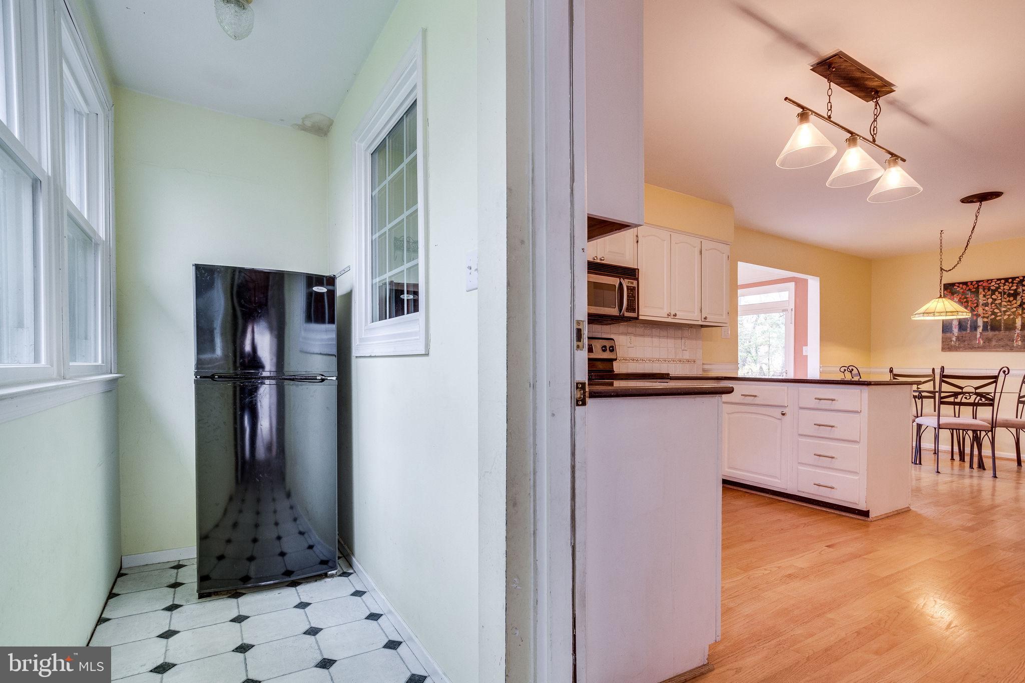 7033 Coventry Road Alexandria, VA 22306 - Photo 16 of 79 Mudroom