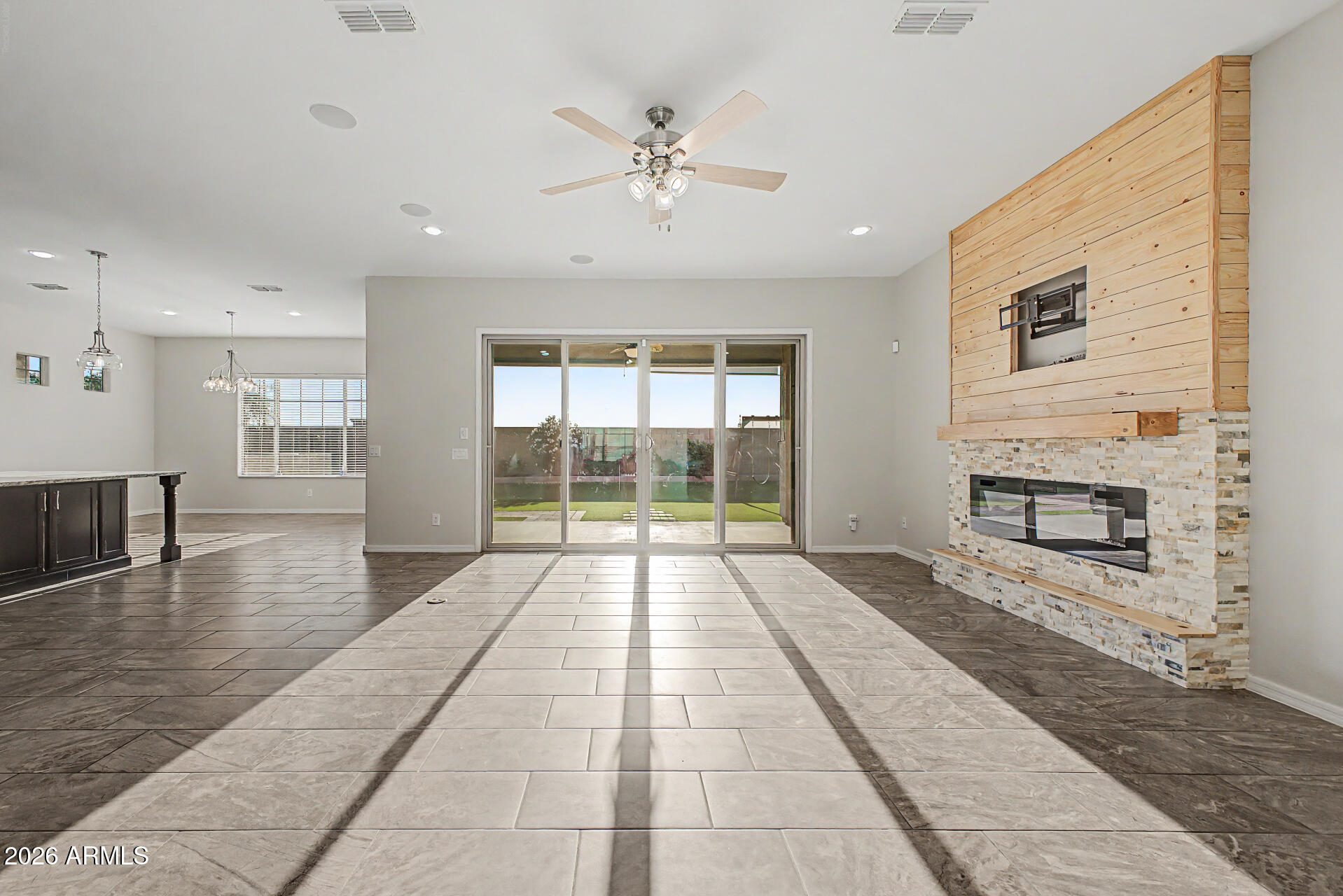 5030 South Seton Avenue Gilbert, AZ 85298 - Photo 9 of 50 15 - Seton