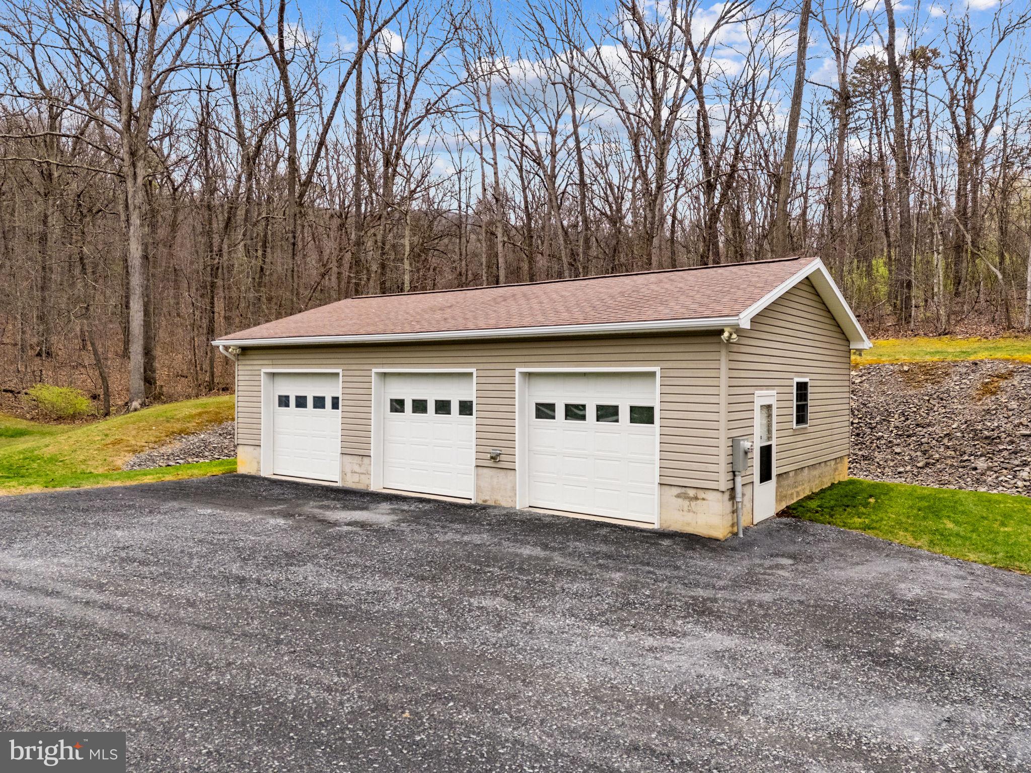 1029 Fleming Park Road Mount Jackson, VA 22842 - Photo 3 of 31