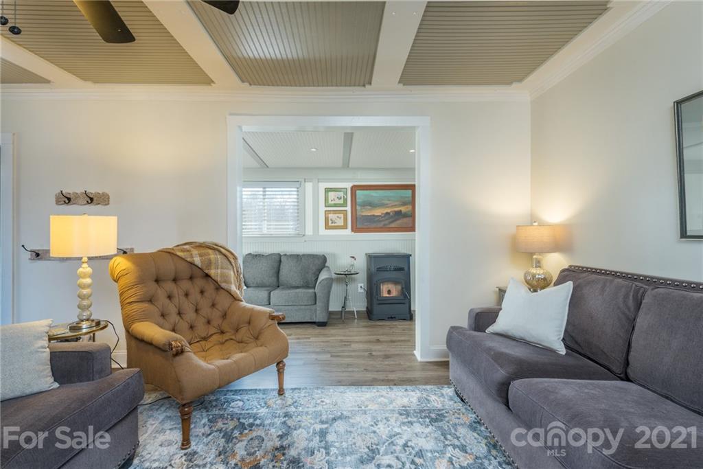 723 Ridge Road Marion, NC 28752 - Photo 14 of 48 Gallery Image 14