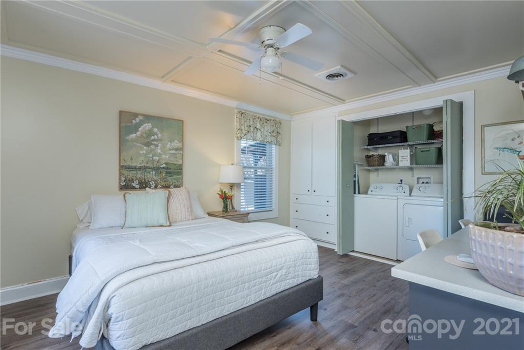 723 Ridge Road Marion, NC 28752 - Photo 18 of 48 Gallery Image 18