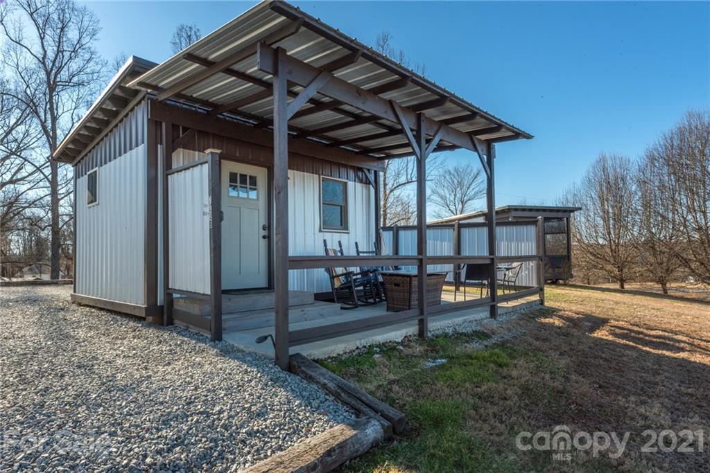 723 Ridge Road Marion, NC 28752 - Photo 3 of 48 Gallery Image 3