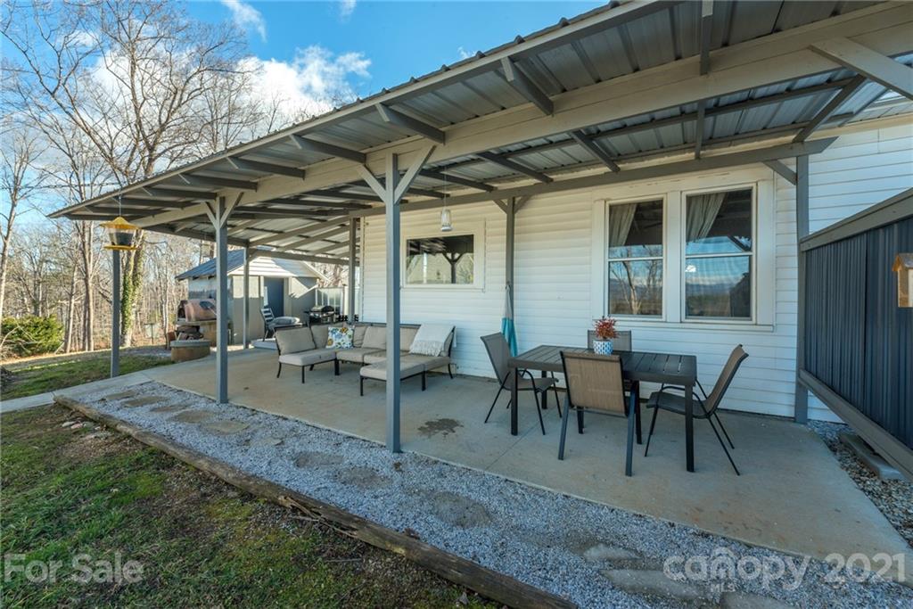 723 Ridge Road Marion, NC 28752 - Photo 24 of 48 Gallery Image 24