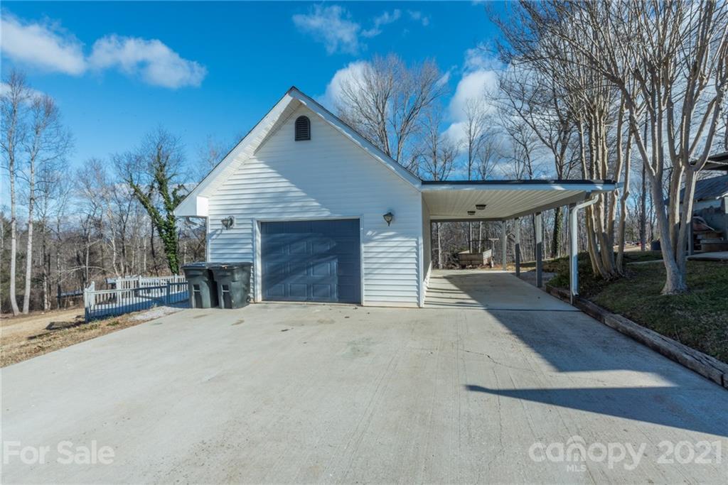 723 Ridge Road Marion, NC 28752 - Photo 28 of 48 Gallery Image 28
