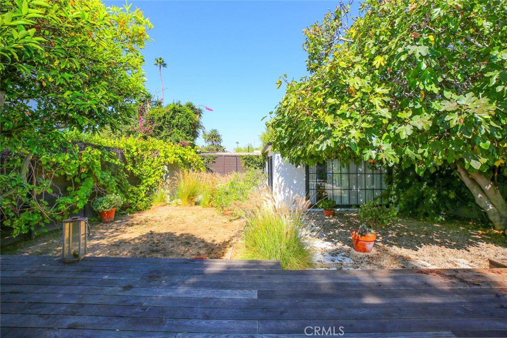 1113 Amoroso Place Venice, CA 90291 - Photo 21 of 28