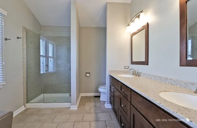 $525,000 | 307 Fairfax Lane, Grayslake, IL 60030