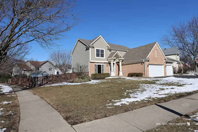 $525,000 | 307 Fairfax Lane, Grayslake, IL 60030