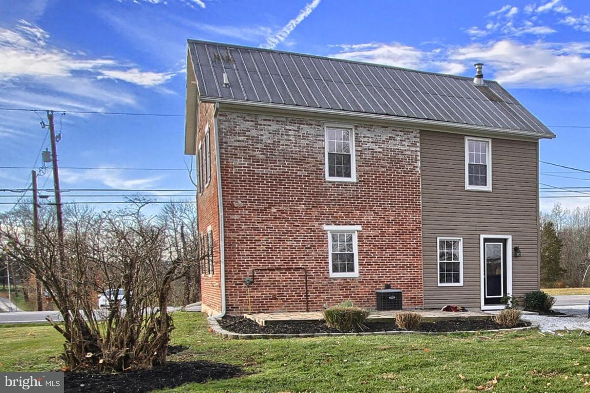 2103 Table Rock Road Biglerville, PA 17307 - Photo 7 of 31 Gallery Image 7