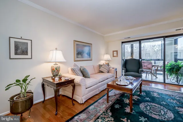 $339,000 | 15100 Interlachen Drive, Unit 4521, Silver Spring, MD 20906