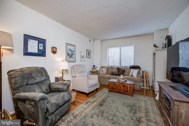 $339,000 | 15100 Interlachen Drive, Unit 4521, Silver Spring, MD 20906