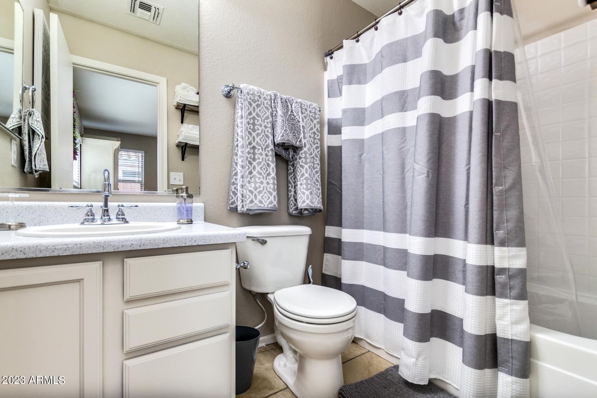 11317 East Raleigh Avenue Mesa, AZ 85212 - Photo 11 of 55 0012-Raleigh (12)