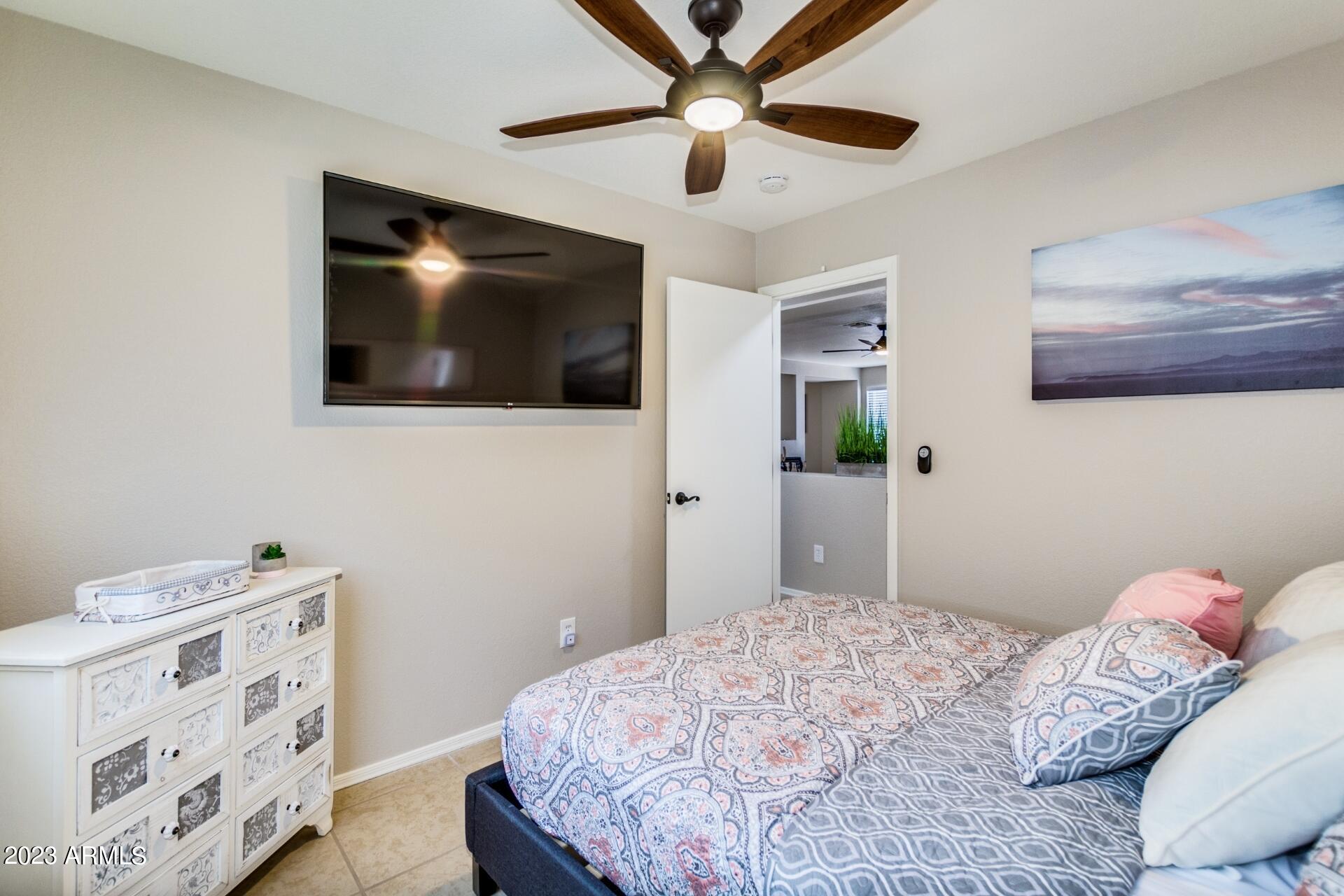 11317 East Raleigh Avenue Mesa, AZ 85212 - Photo 15 of 55 0016-Raleigh (16)