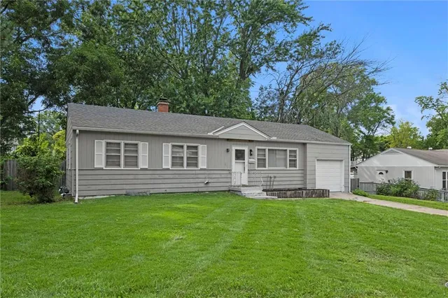 $187,000 | 5804 Manning Avenue, Raytown, MO 64133