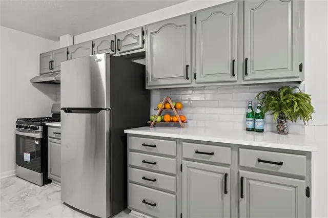 $187,000 | 5804 Manning Avenue, Raytown, MO 64133