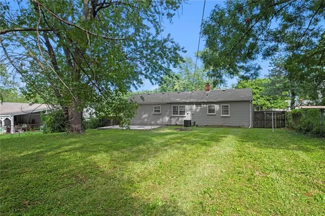 $187,000 | 5804 Manning Avenue, Raytown, MO 64133