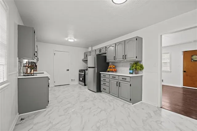 $187,000 | 5804 Manning Avenue, Raytown, MO 64133