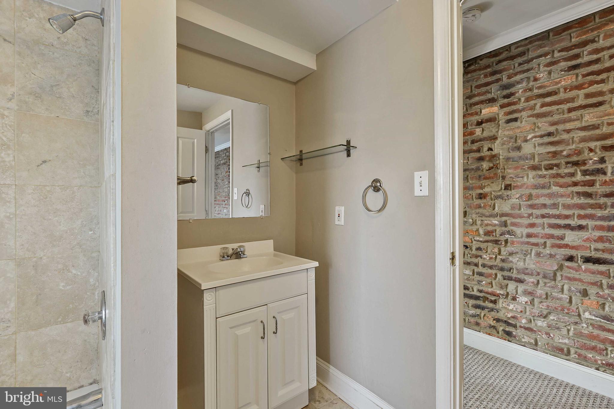 249 South Chester Street, Unit 3 Baltimore, MD 21231 - Photo 11 of 23