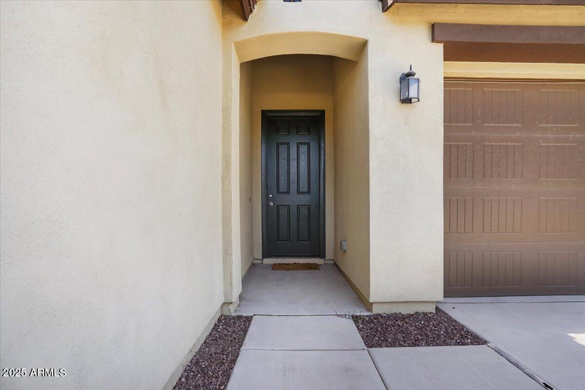 21038 West Almeria Road Buckeye, AZ 85396 - Photo 10 of 46 06-DSC02893