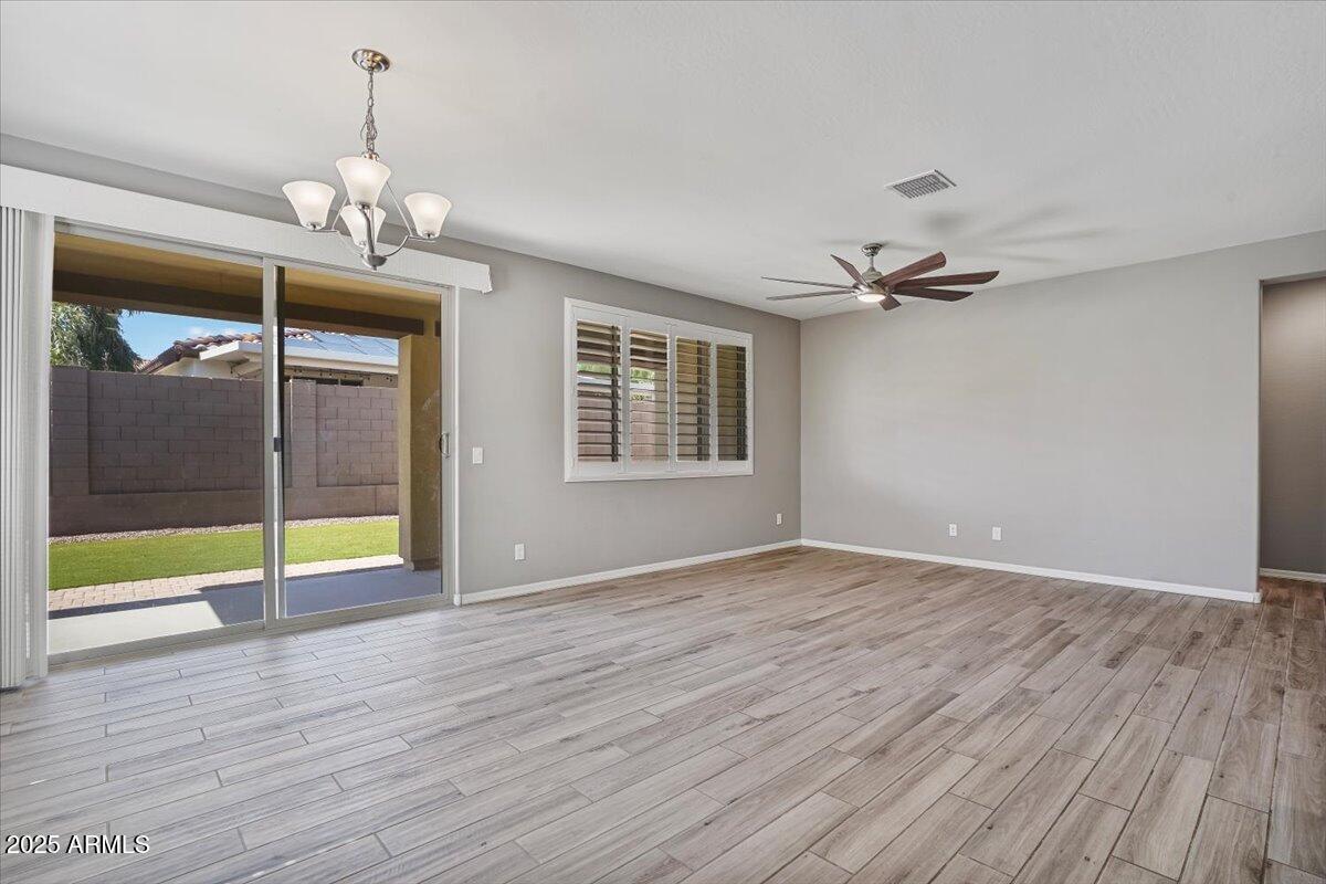 21038 West Almeria Road Buckeye, AZ 85396 - Photo 17 of 46 14-DSC02781