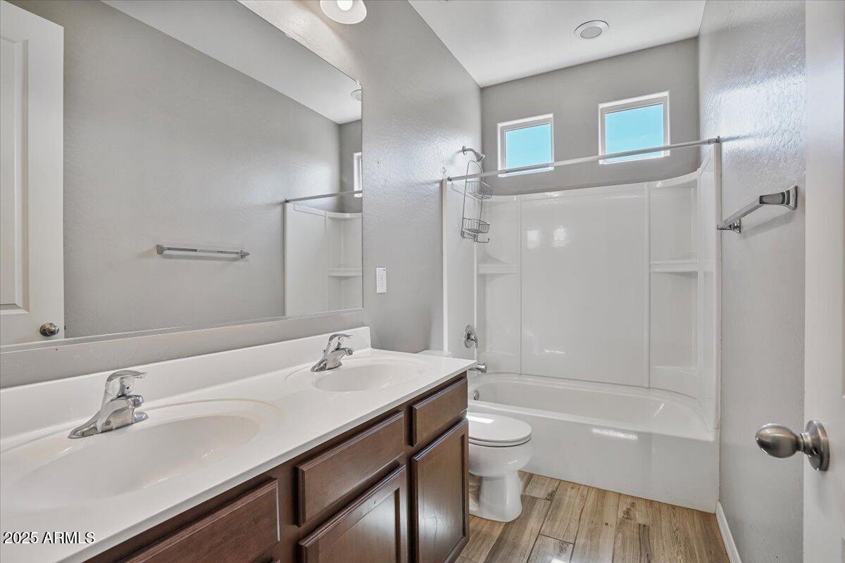 21038 West Almeria Road Buckeye, AZ 85396 - Photo 26 of 46 26-DSC02730
