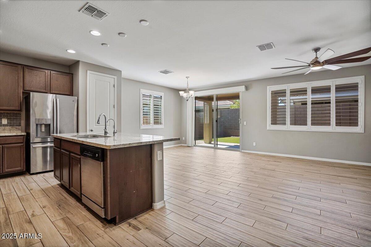 21038 West Almeria Road Buckeye, AZ 85396 - Photo 32 of 46 32-DSC02751