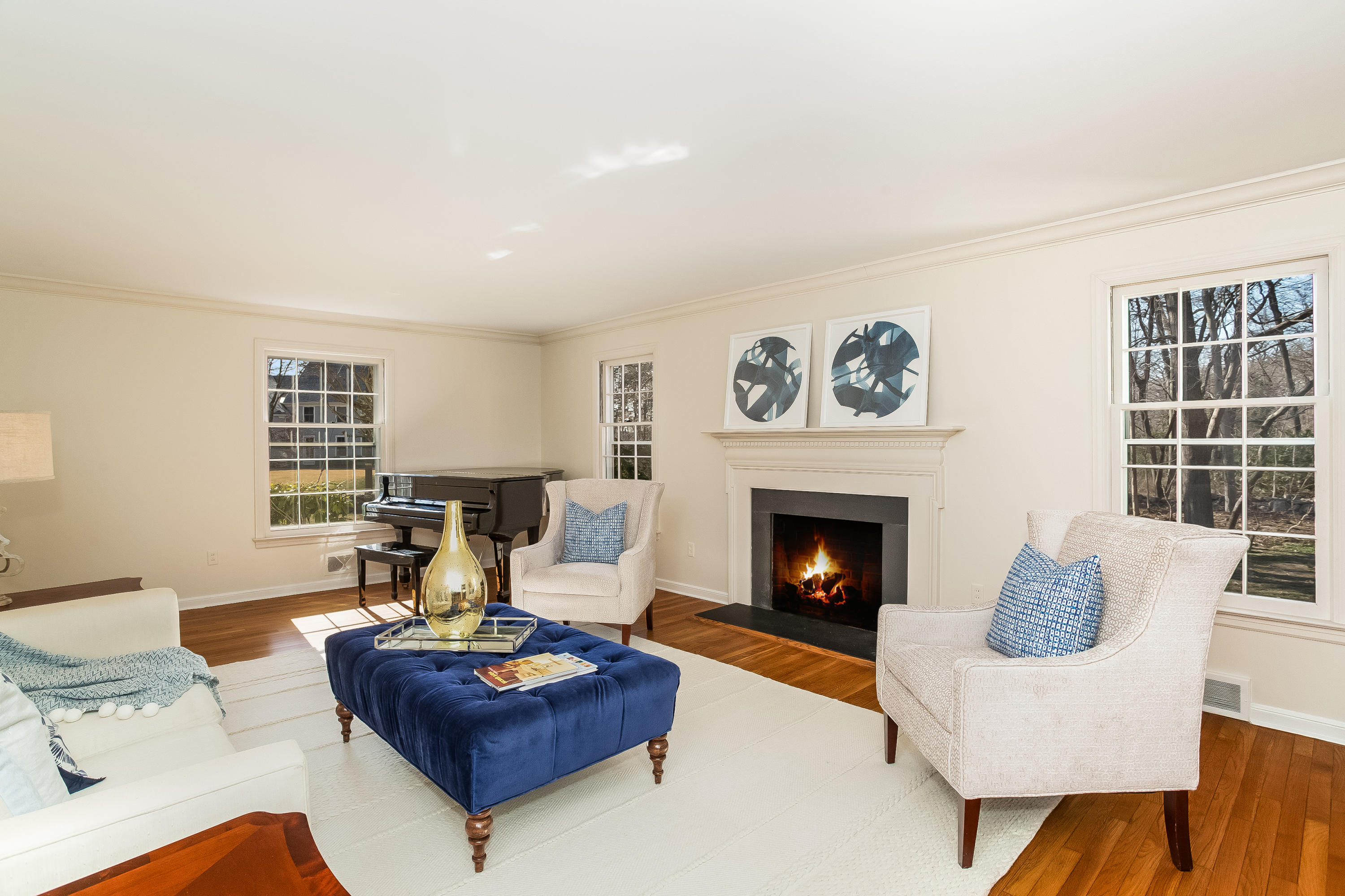 79 Leeuwarden Road Darien, CT 06820 - Photo 3 of 33 3
